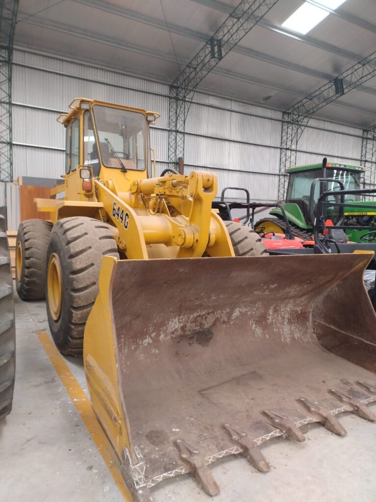 01 - CARGADORA JOHN DEERE 644G