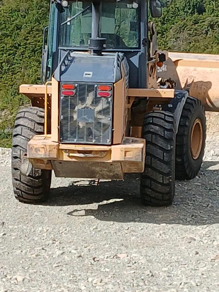 03 - CARGADORA JOHN DEERE 524K