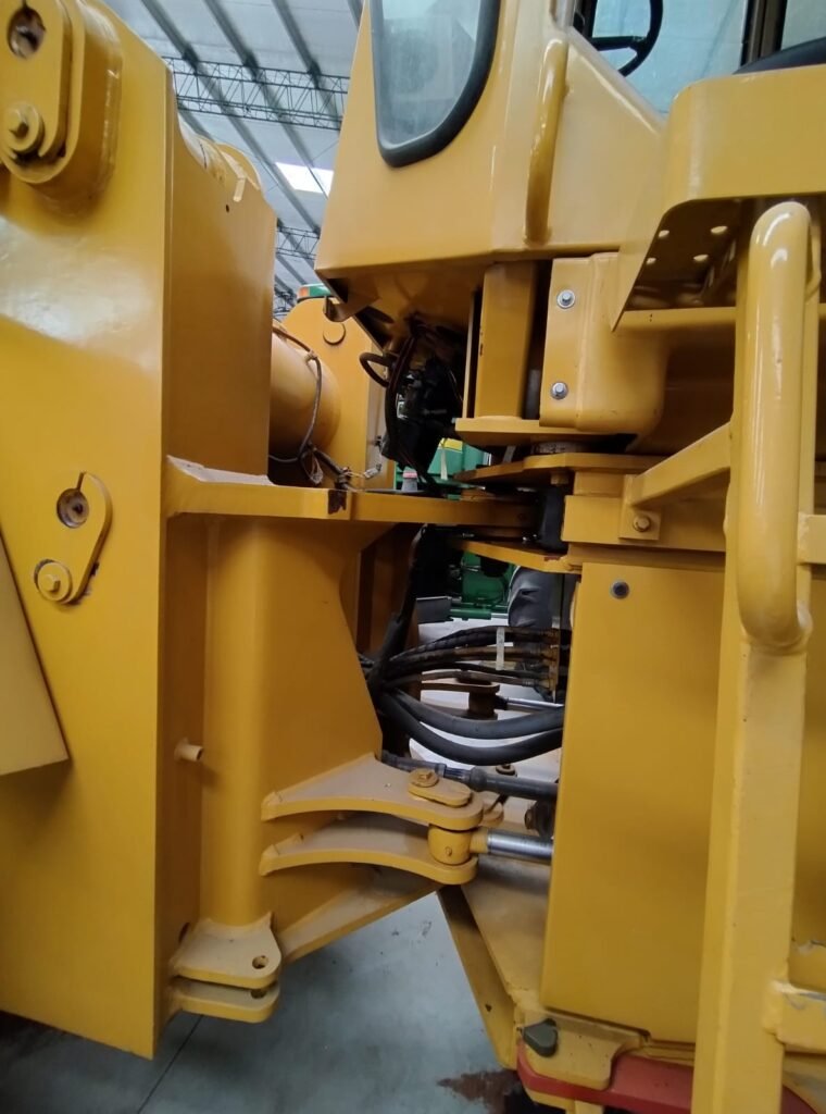 03- CARGADORA JOHN DEERE 644G